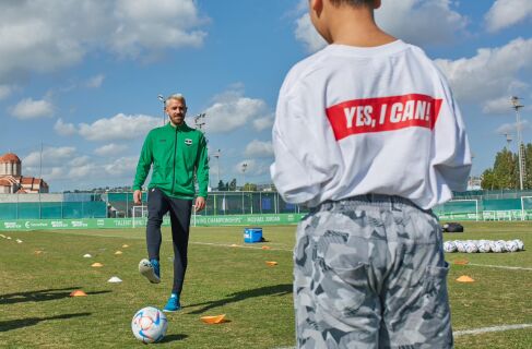 Parimatch Foundation - 316176638_170830655628498_5504657668963692294_n