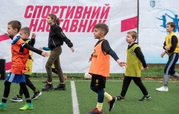 Parimatch Foundation - na-zastavku-2-scaled