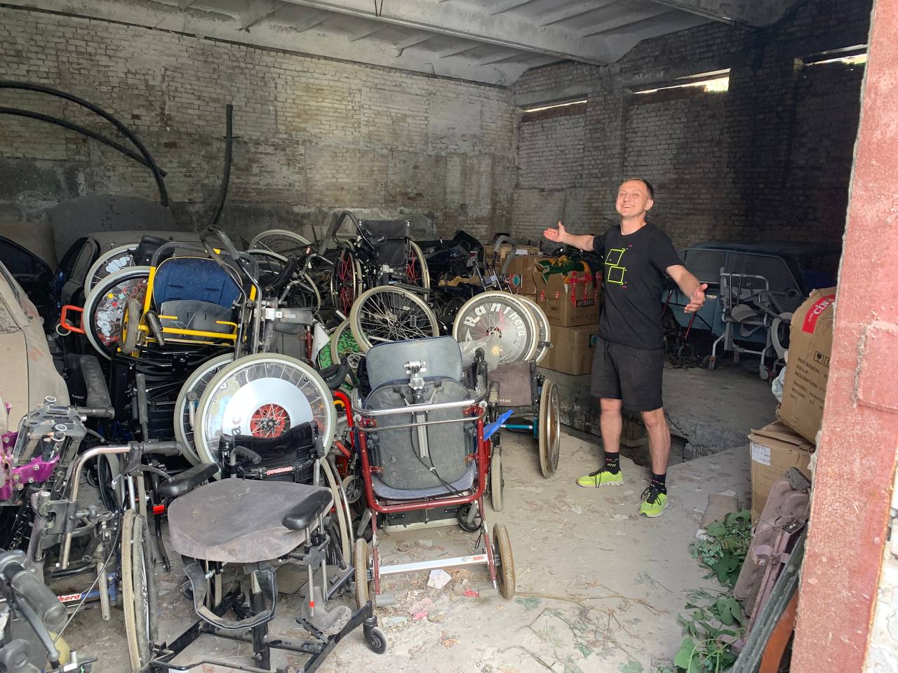 Анатолій Волошин. Напрямки волонтерства.